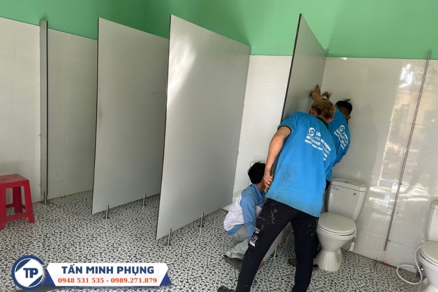 Đơn vị thi công vách ngăn nhà vệ sinh giá rẻ, chuyên nghiệp tại Gia Lai